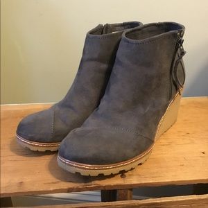 Tom’s grey Avery wedge bootie
